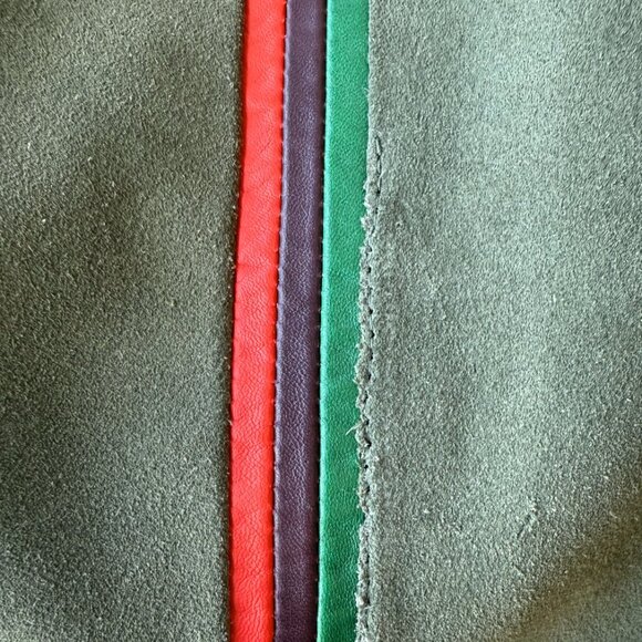 - Clare V. Simple Stripe Suede ToteCLARE V. Olive Army Green - Picture 5 of 11